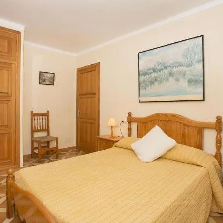 Sleeps 8 With Pool Air Con And Wifi Villa *