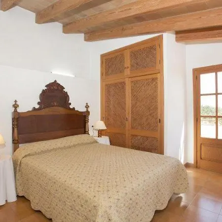 Sleeps 8 With Pool Air Con And Wifi Villa Pollenca